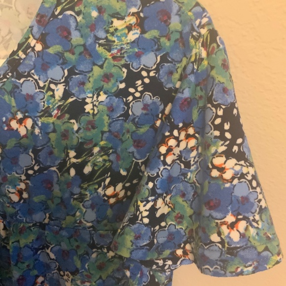 ROSELINLIN Womens Ruffle Sleeve Tunic Tops V Neck Loose Fit Short Sleeve Summer - Picture 4 of 6